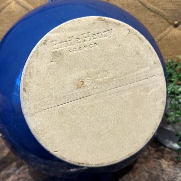 Emile Henry Lion Head Soup Tureen - Picture 7 of 9